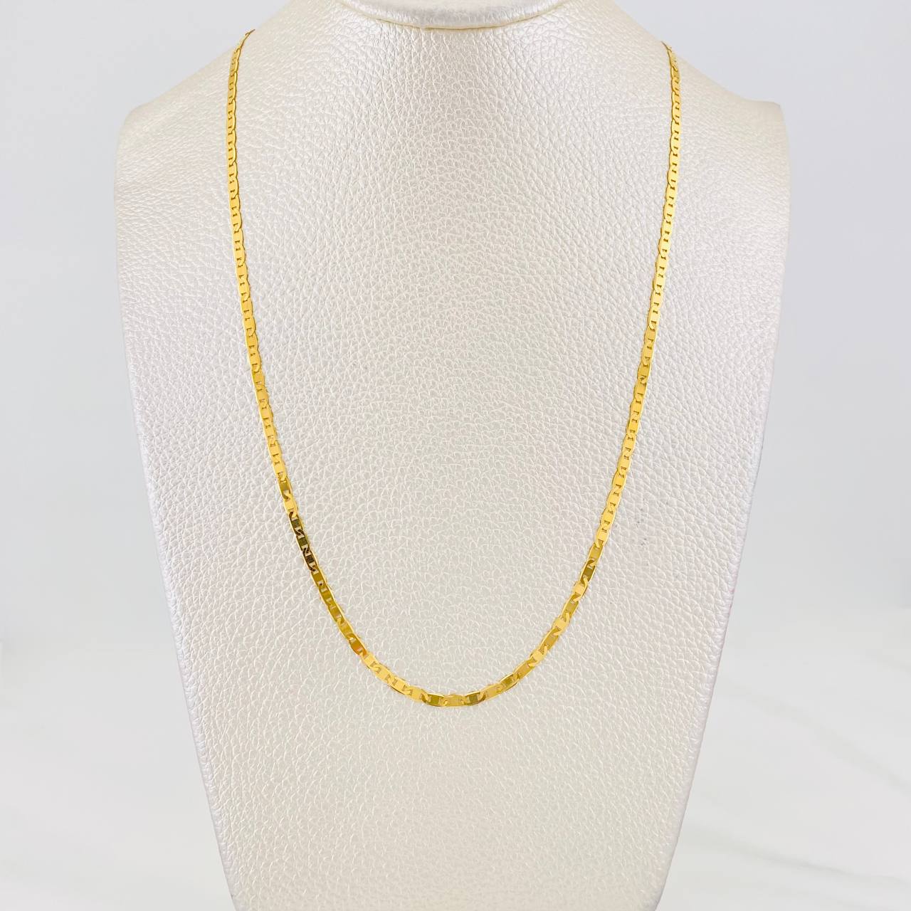 Cadena Escalera Plana 3.65g / 18 in / 2.16mm Oro Amarillo 18K