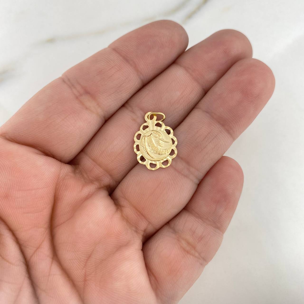 Pendant Medal 0.85gr / 2.1cm / Diamond Cut 18K Yellow Gold #