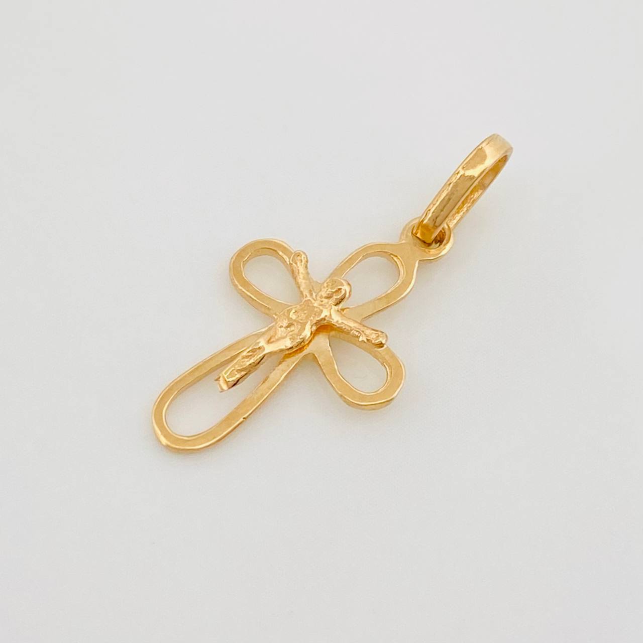 Pendant Cross Christ 0.65 g / 1 in Yellow Gold 18K