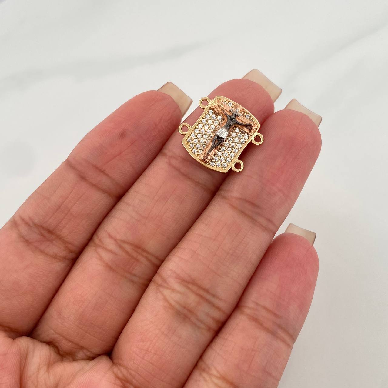Charm Christ 2.35 g / 1/2 in Three Golds 18K