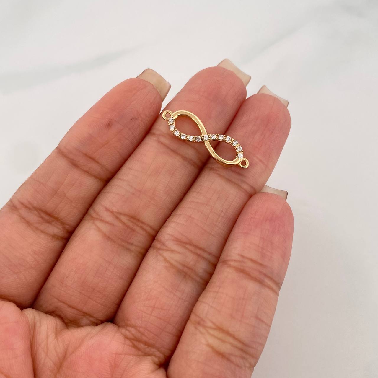 Charm Infinite 0.95 g / 1/4 in 18K Yellow Gold