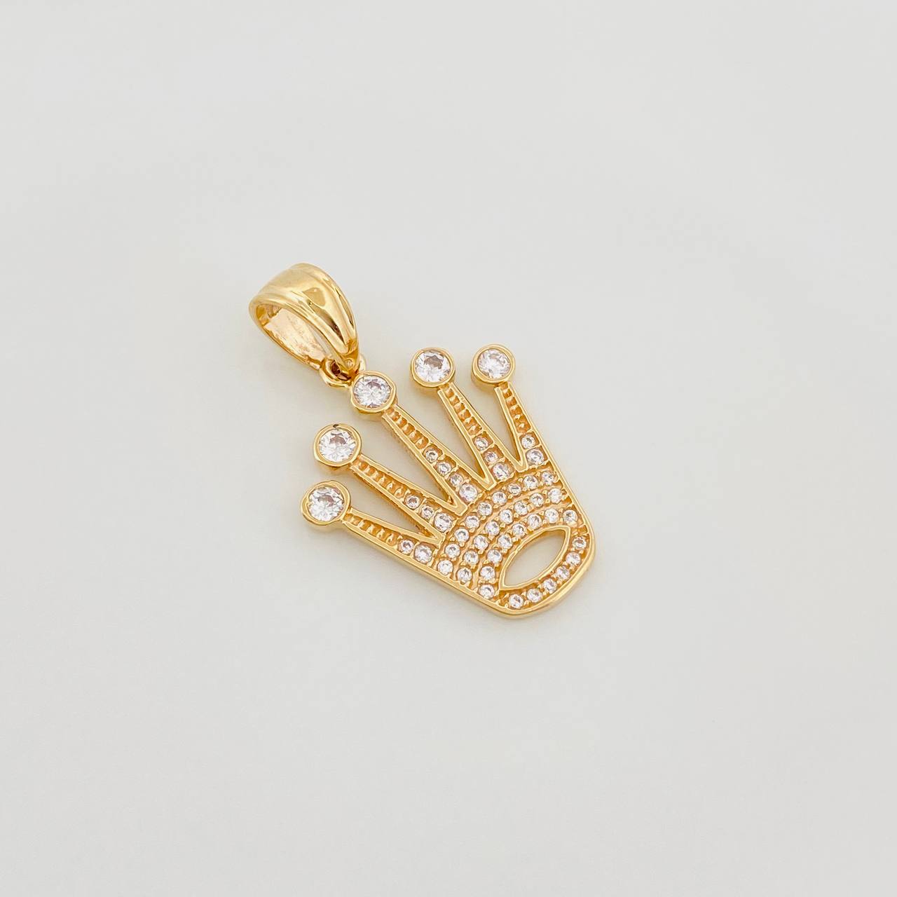 Dije Corona 3.55 g / 1 1/4 in Oro Amarillo 18K