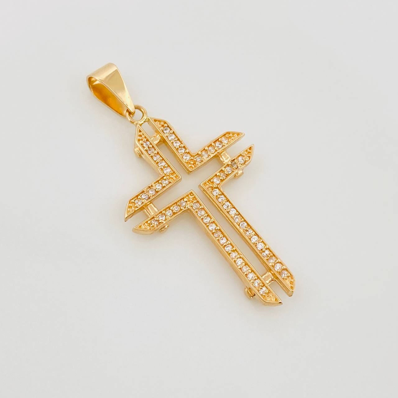 Dije Cruz 3.7 g / 1 1/2 in Oro Amarillo 18K