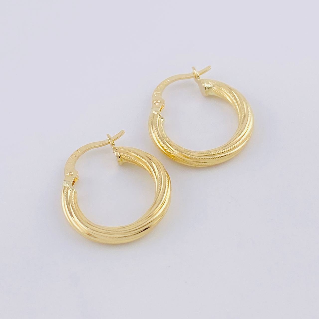 Candongas Mafe 1.8g / 3/4 in Oro Amarillo 18K