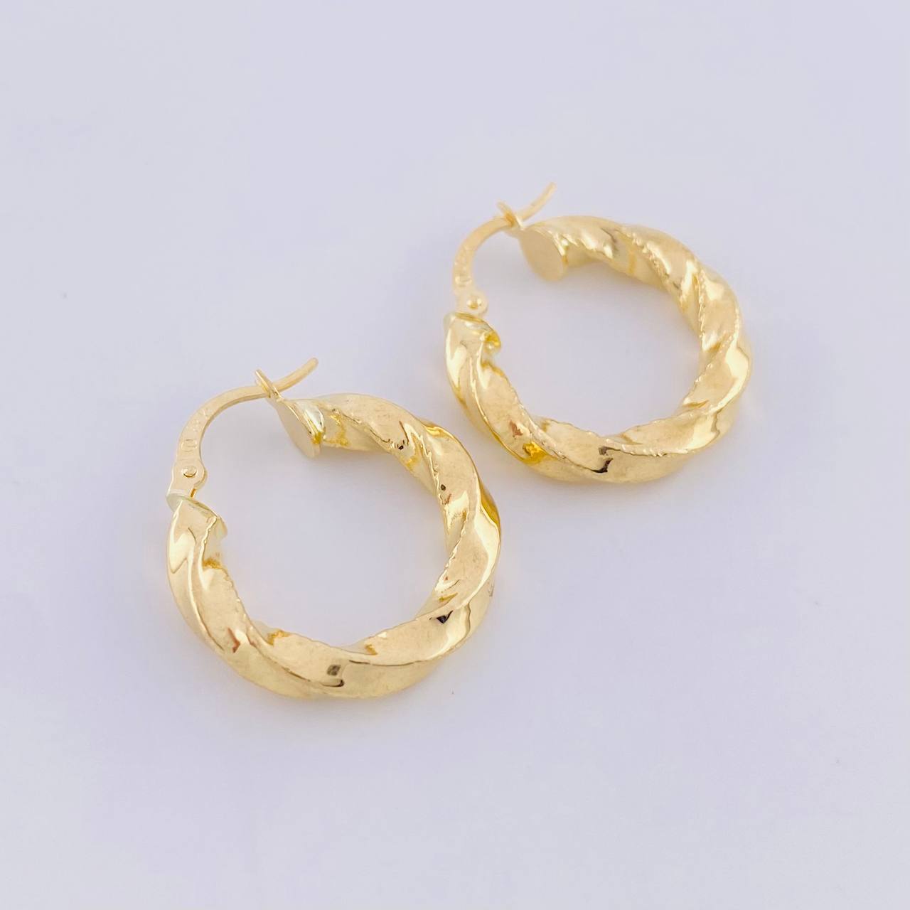Candongas Fenix 2.9g / 1 in Oro Amarillo 18K