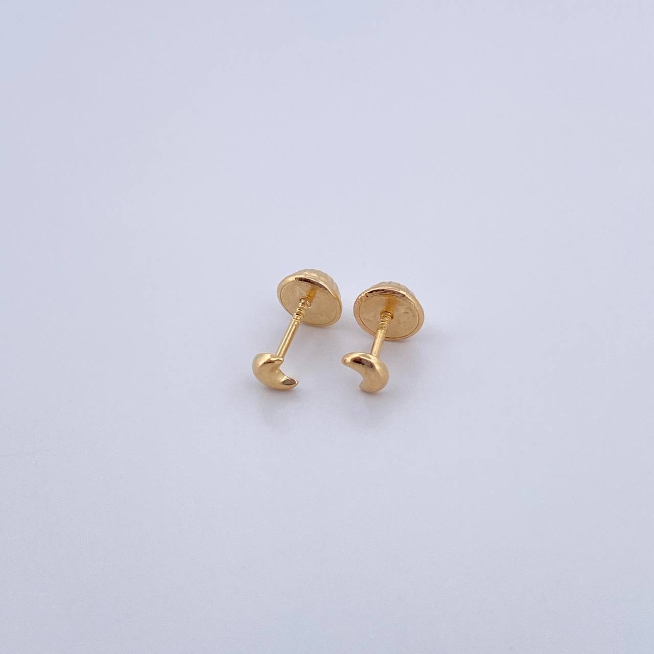 Stud Earrings Moon 0.4gr / Smooth 18K Yellow Gold &
