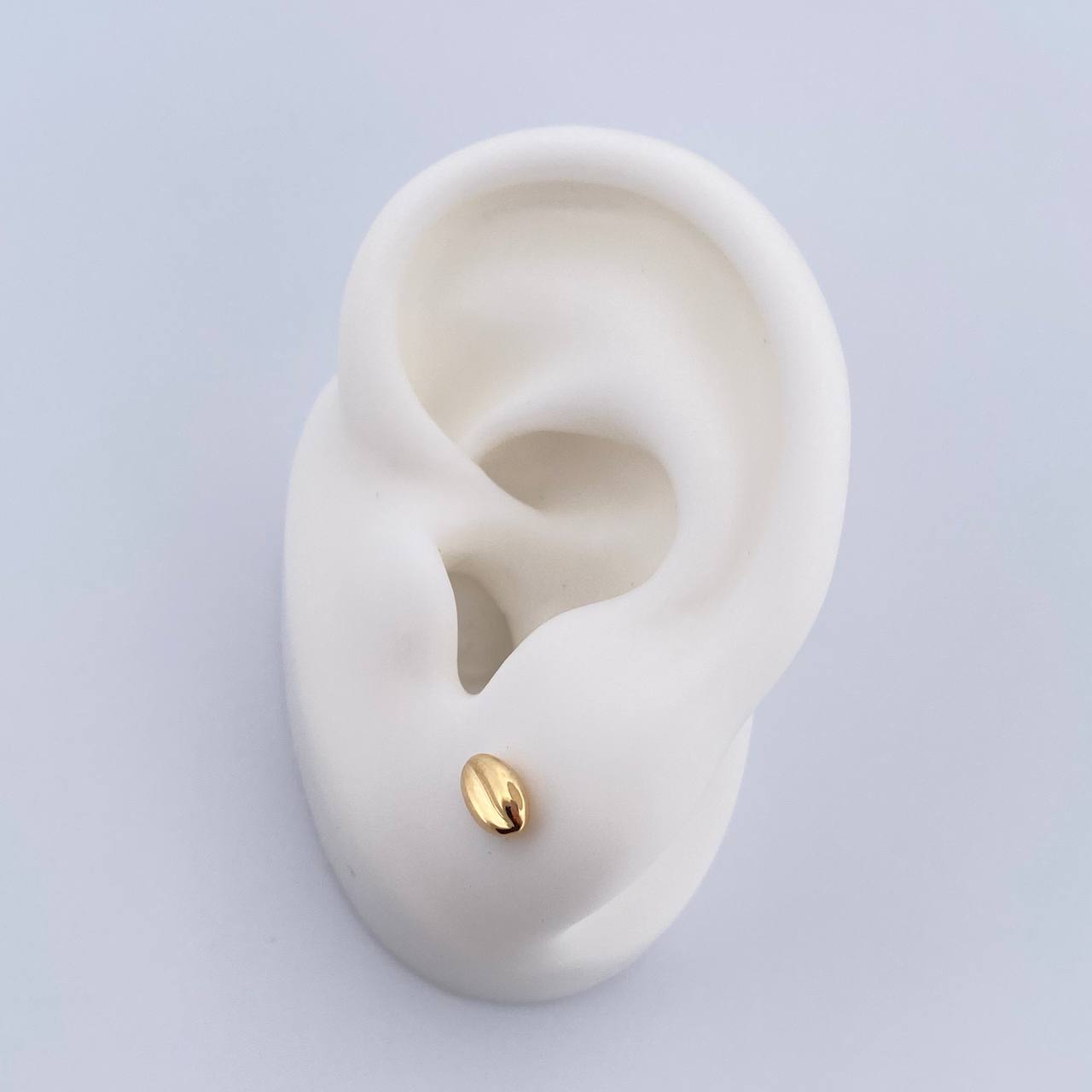 Stud Earrings Grain Coffee 0.5gr / Smooth Yellow Gold 18K &