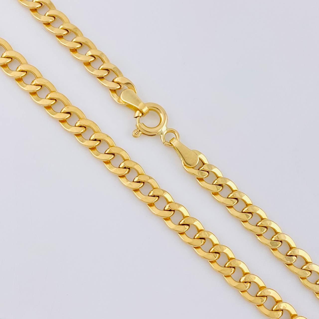 Cadena Cubana 9.2 g / 18 in / 4 mm Oro Amarillo 18K
