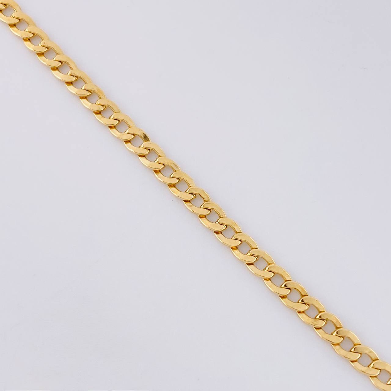 Cadena Cubana 7.6 g / 24 in / 4.2 mm Oro Amarillo 18K
