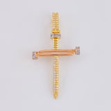 Dije Cruz Clavos 4.4 g / 1 3/4 in Tres Oros 18K