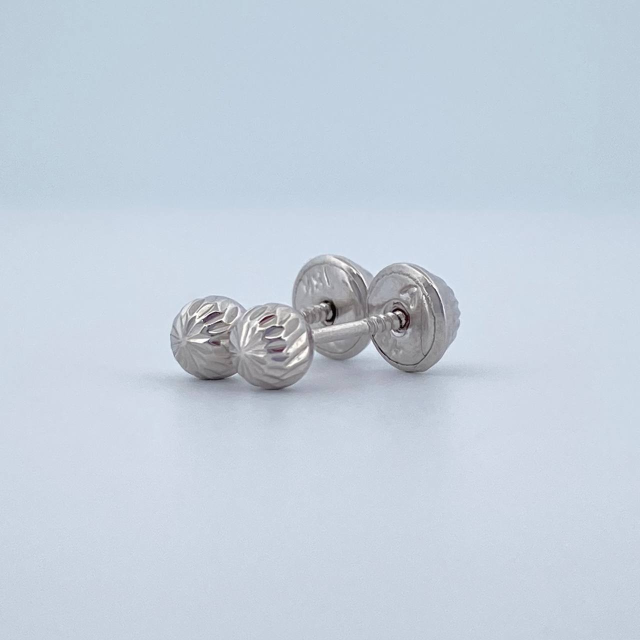 Stud Earrings 0.5gr / 18K Gold &