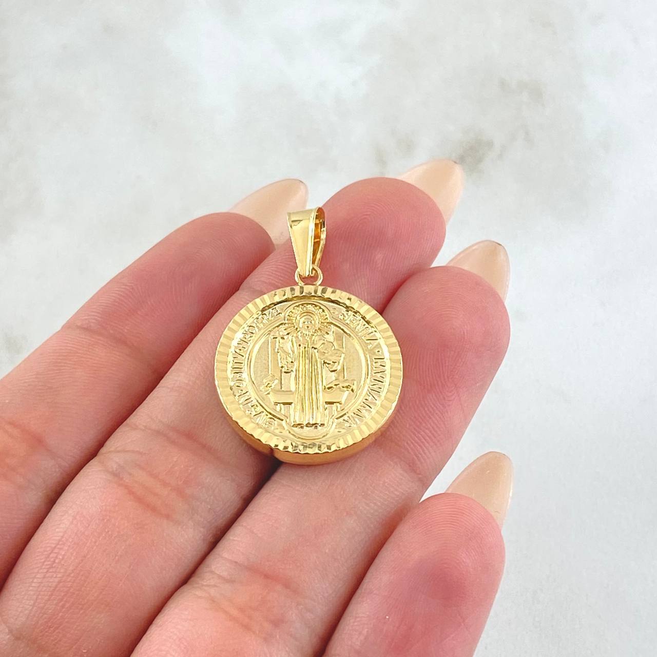 Dije San Benito 2.4gr / 1 1/4 in / Oro Amarillo 18K