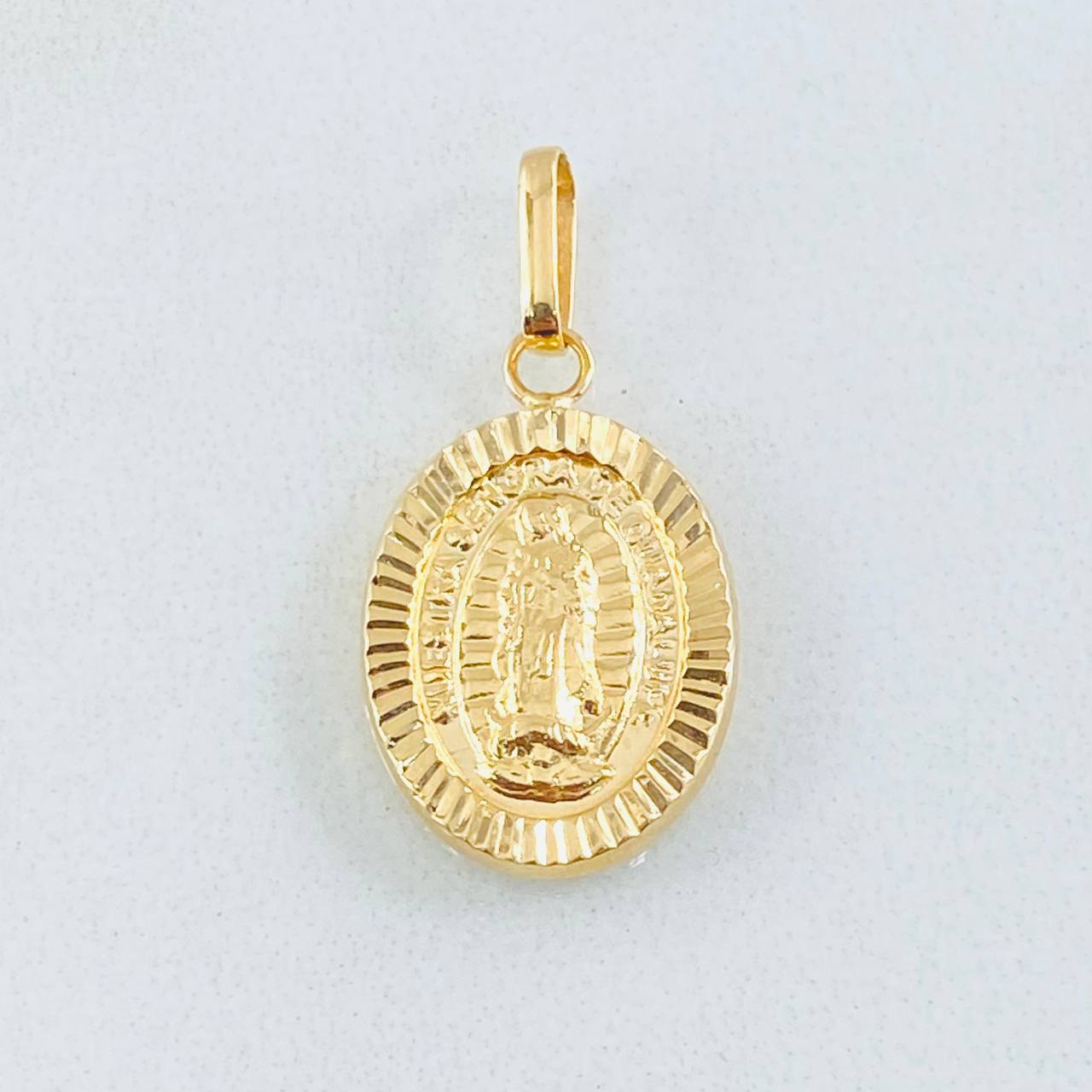 Dije Virgen Guadalupe 0.95gr / 1 in / Oro Amarillo 18K