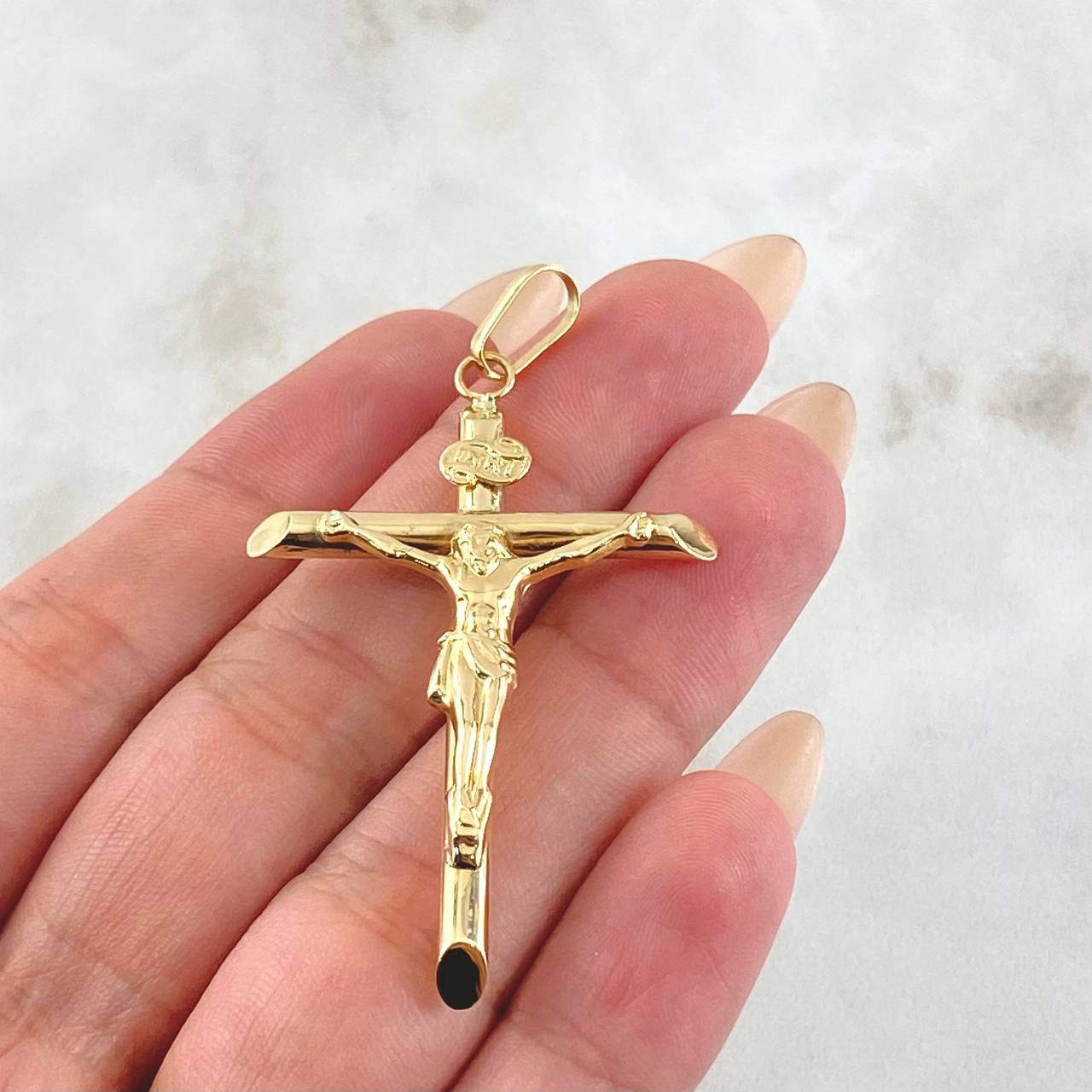 Dije Cruz Cristo 2.55gr / 2 1/4 in / Oro Amarillo 18K