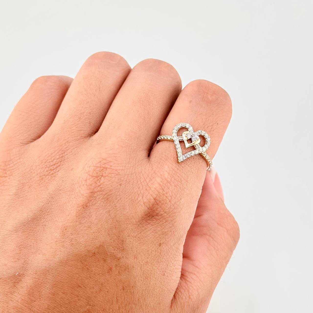 Anillo Doble Corazón Cruzado 2g / T6 1/2 Oro Amarillo 18K