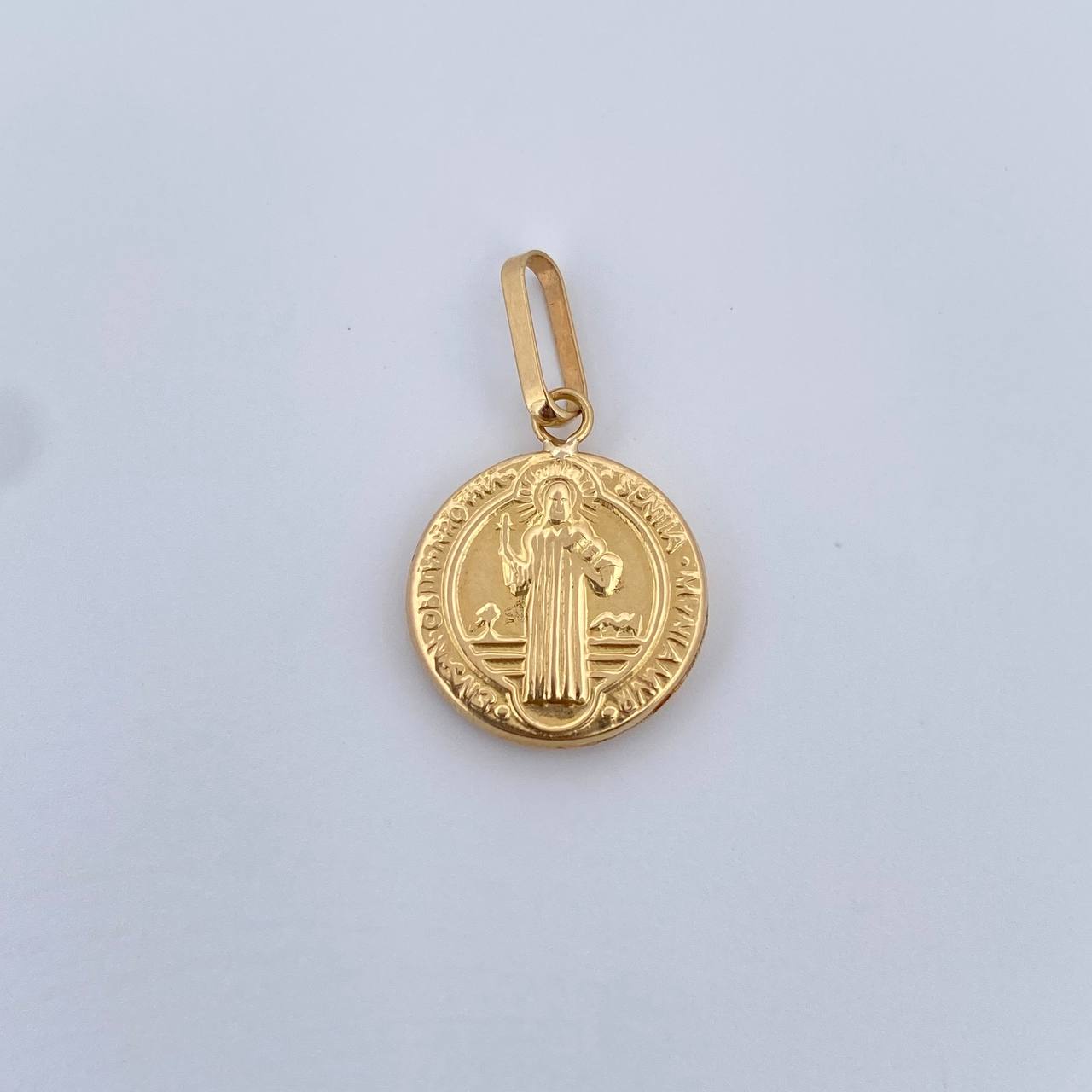 Pendant San Benito 1gr / 2.3cm / 18K Yellow Gold Stamped &