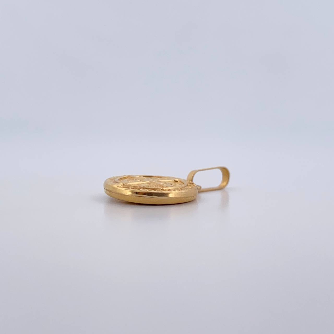 Pendant San Benito 1gr / 2.3cm / 18K Yellow Gold Stamped &
