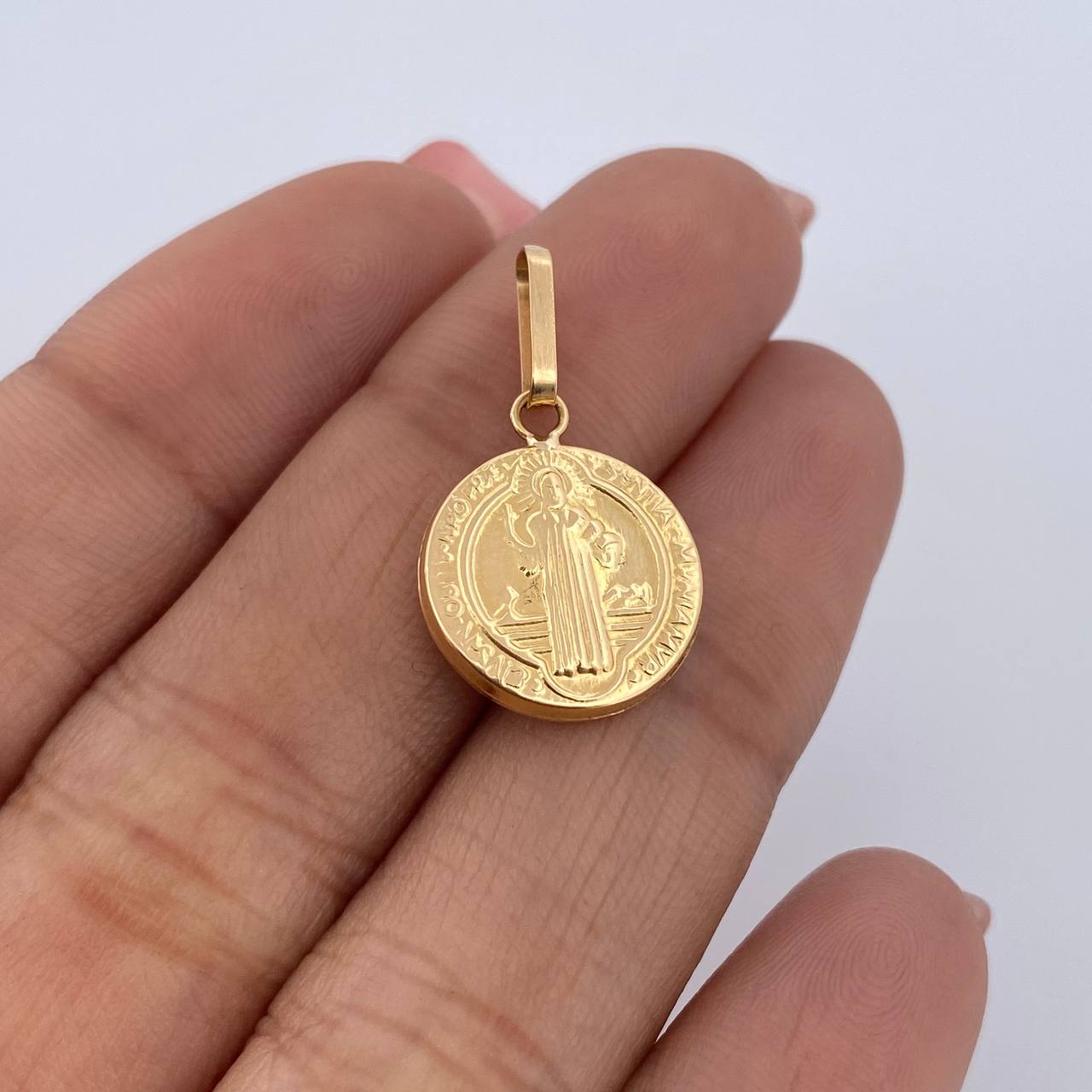 Pendant San Benito 1gr / 2.3cm / 18K Yellow Gold Stamped &
