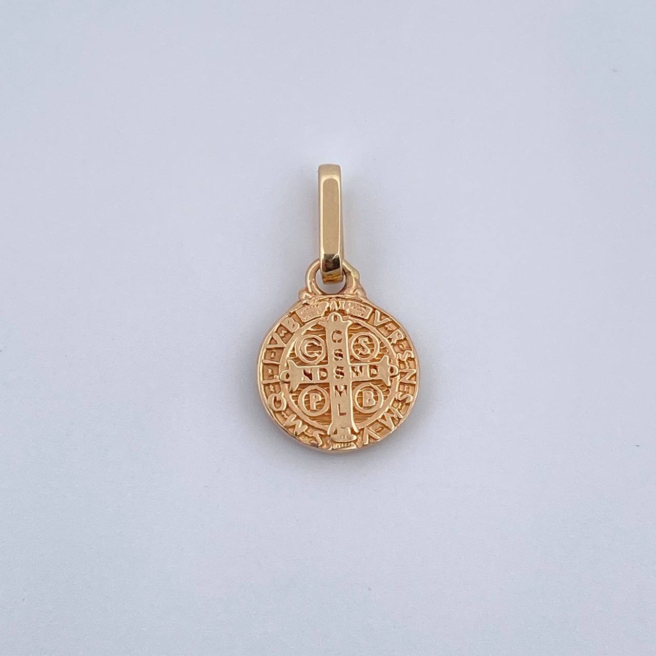 Pendant San Benito 1.2gr / 1.6cm / 18K Yellow Gold &