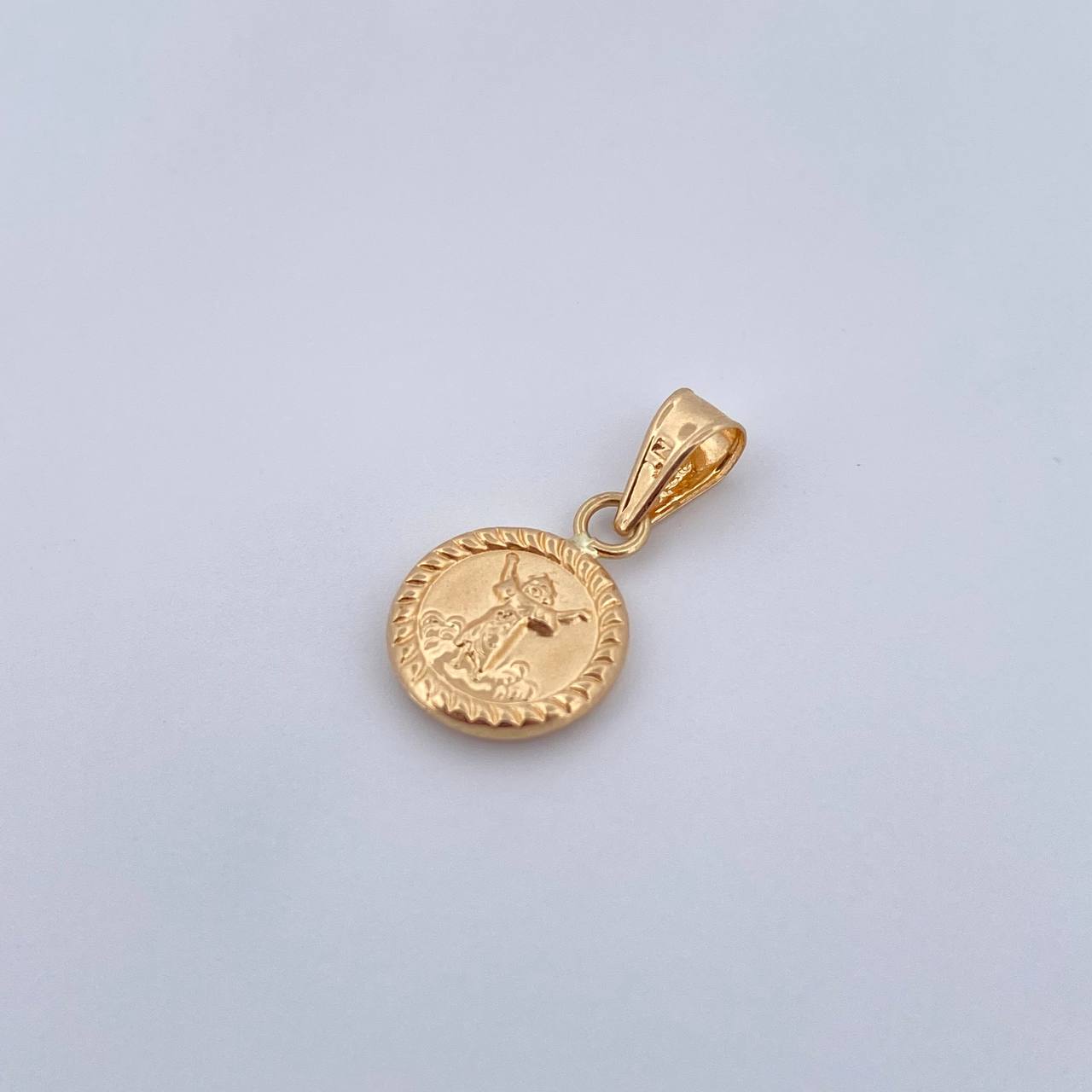 Dije Divino Niño 0.5gr / 1.5cm / Troquelado Oro Amarillo 18K &