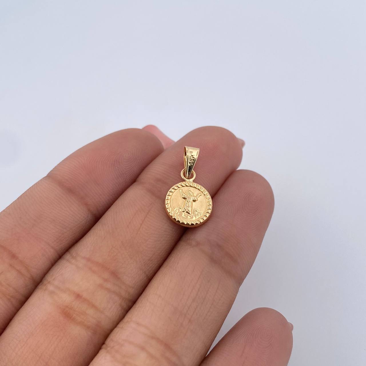 Dije Divino Niño 0.5gr / 1.5cm / Troquelado Oro Amarillo 18K &