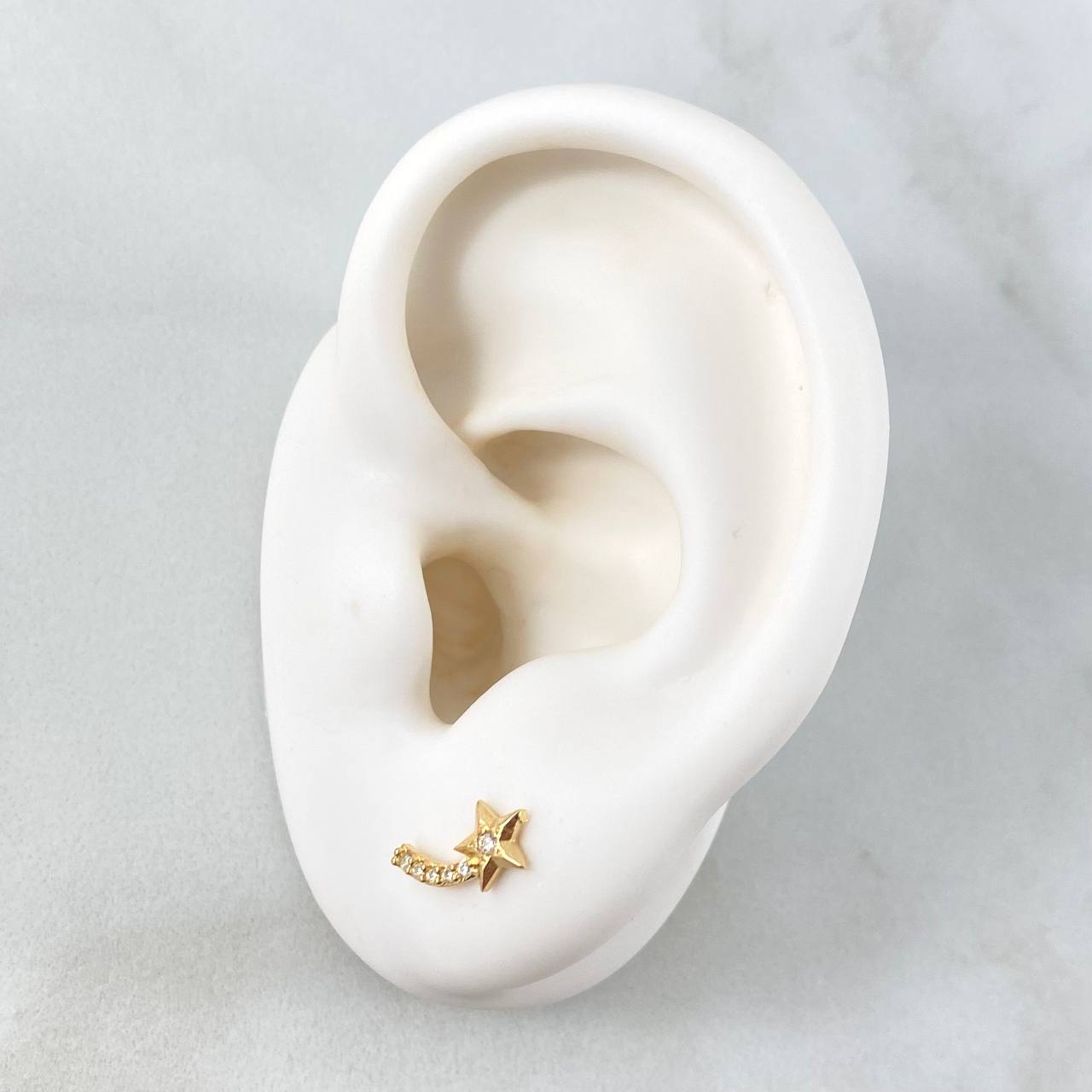 Topos Estrella Fugaz 1.05gr / 1cm / Circones Blancos Oro Amarillo 18K