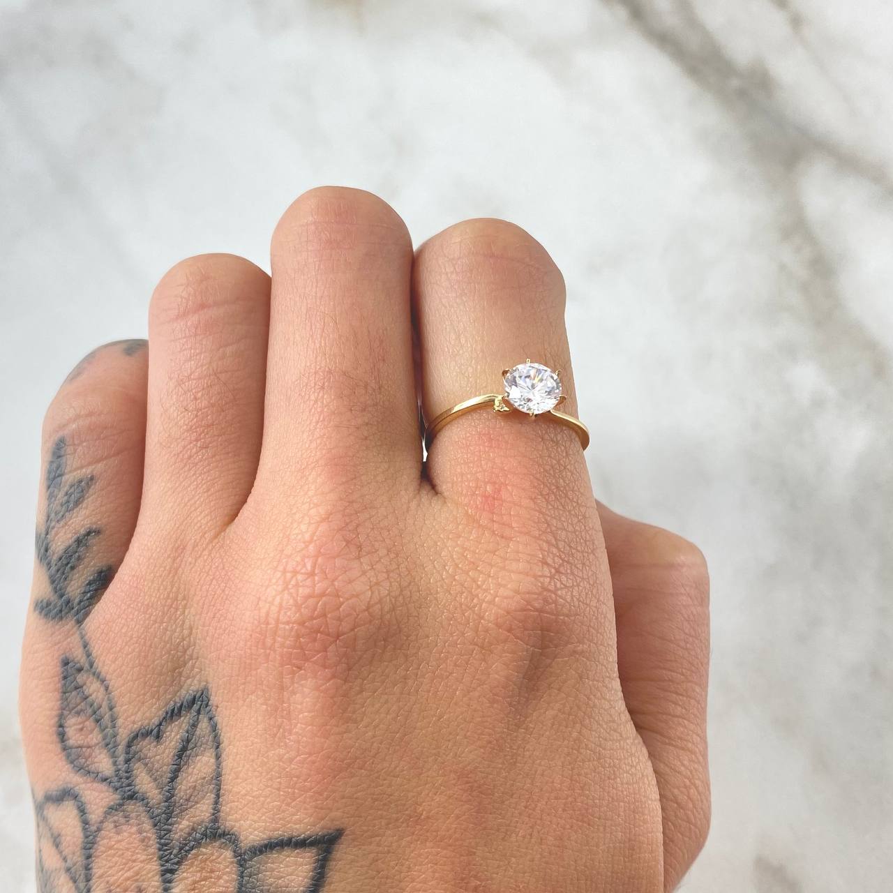 Anillo Solitario Chispa Individual 1.35gr / T5 1/2 / Oro 18K ©