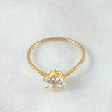 Delicate V Solitaire Ring 1.3gr / Size 7 / 18K Gold ©
