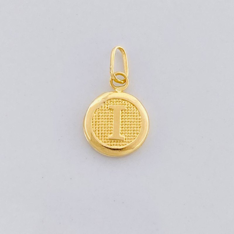 Dije Circulo Letra I 0.45g / 1/2 in Oro Amarillo 18K
