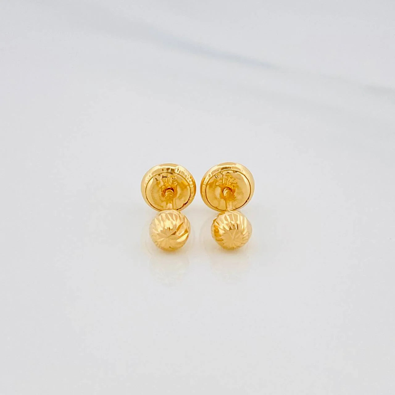 Topos Bola Diamantada 0.5 g / in / 4 mm Oro Amarillo 18K