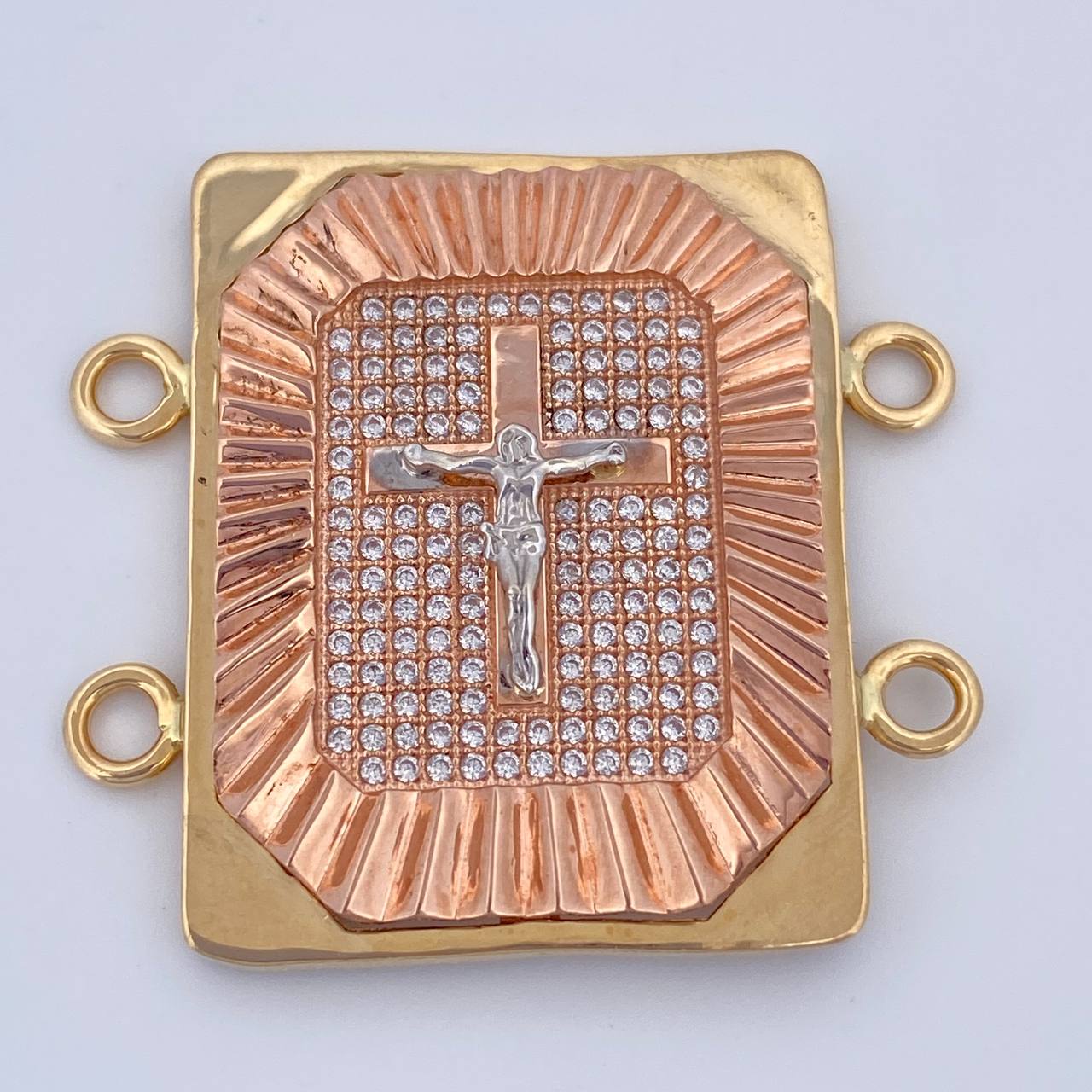 Herraje Cruz Cristo 9.55gr / 3.2cm / Oro 18K $