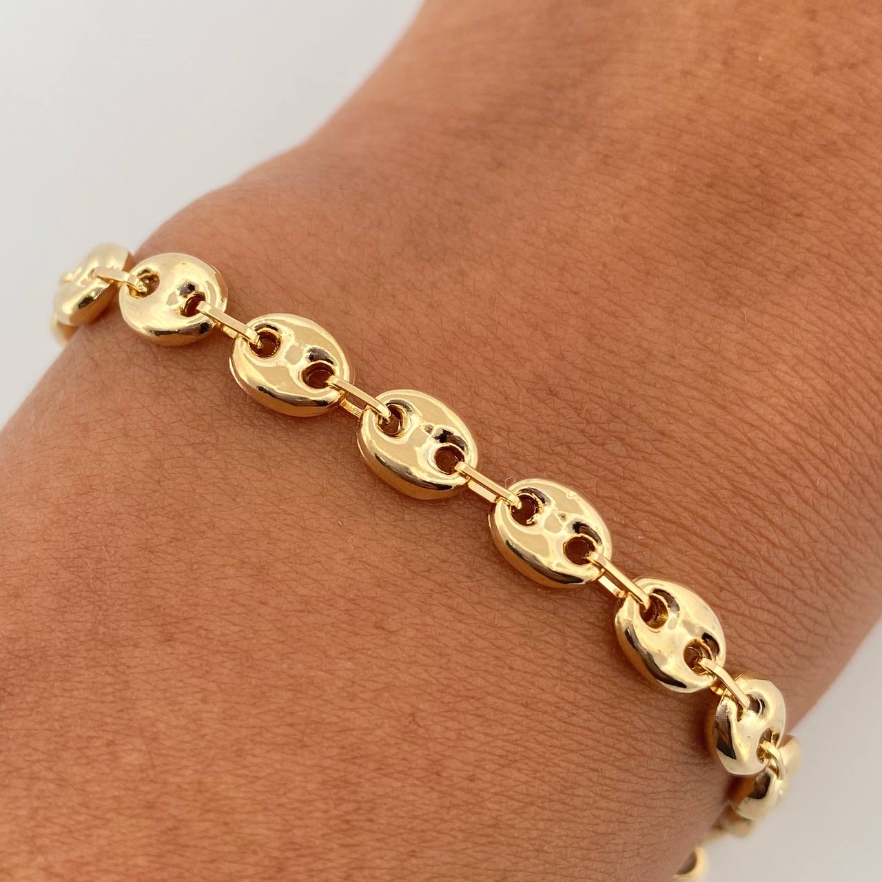 Pulso GC 5.05gr / 19.7cm / Oro 18K $