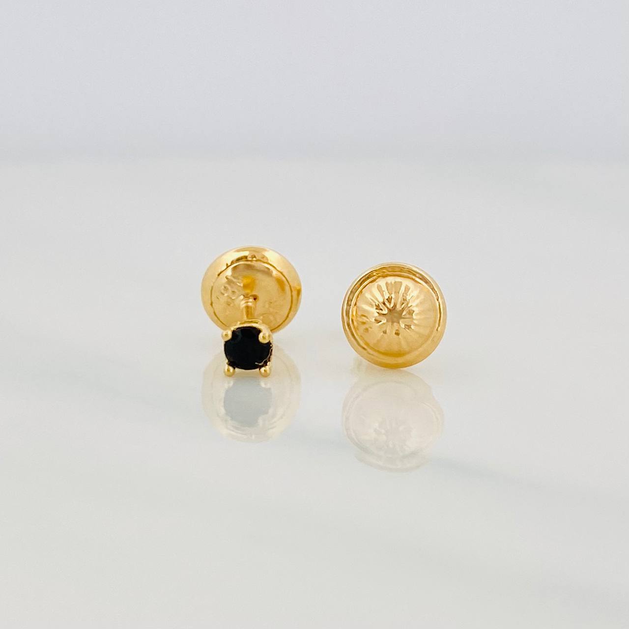 Stud Earrings Four Claws 0.6g / in / 2.64mm Yellow Gold 18K