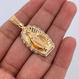 Pendant Pendant 5.3gr / 3.7cm (1.5in) / 18K Gold $