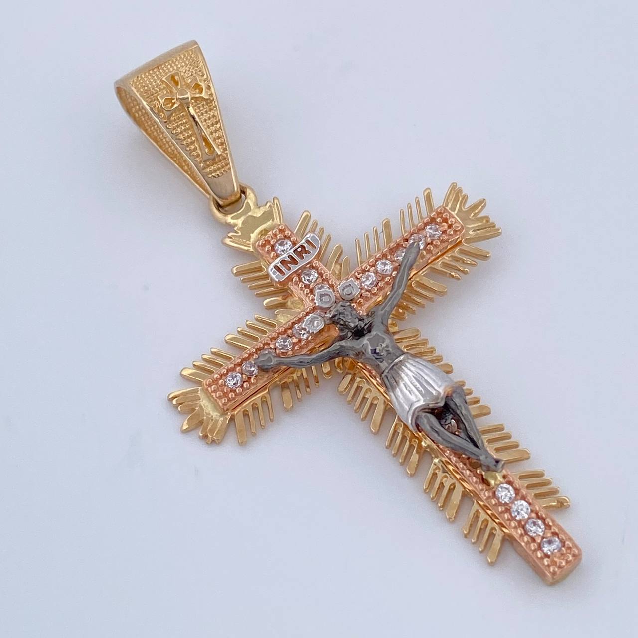 Dije Señor De Los Milagros 5.4gr / 4.7cm / Oro 18K $
