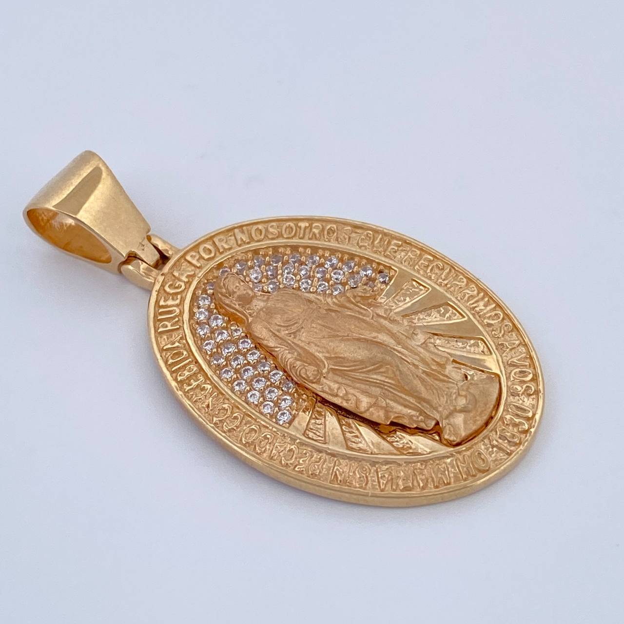 Dije Virgen Milagrosa 7.35gr / 3.8cm / Oro 18K $