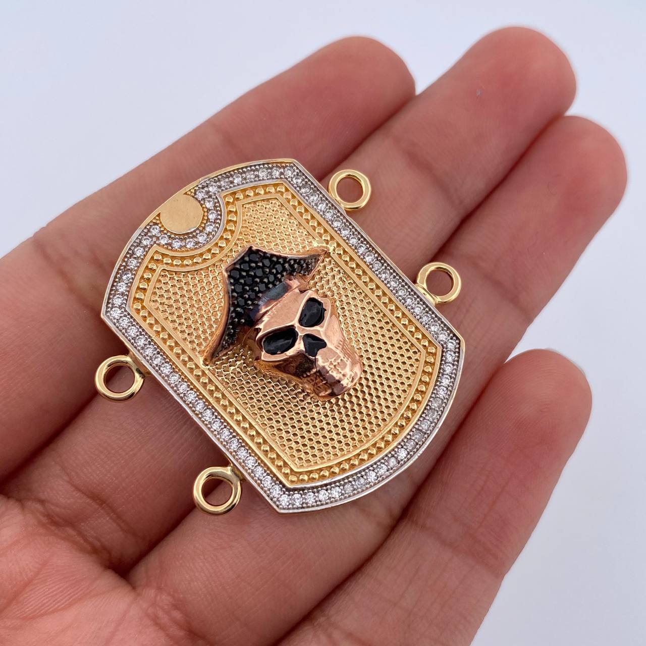Charm Skull Plate 13.7gr / 3.5cm / 18K Gold $
