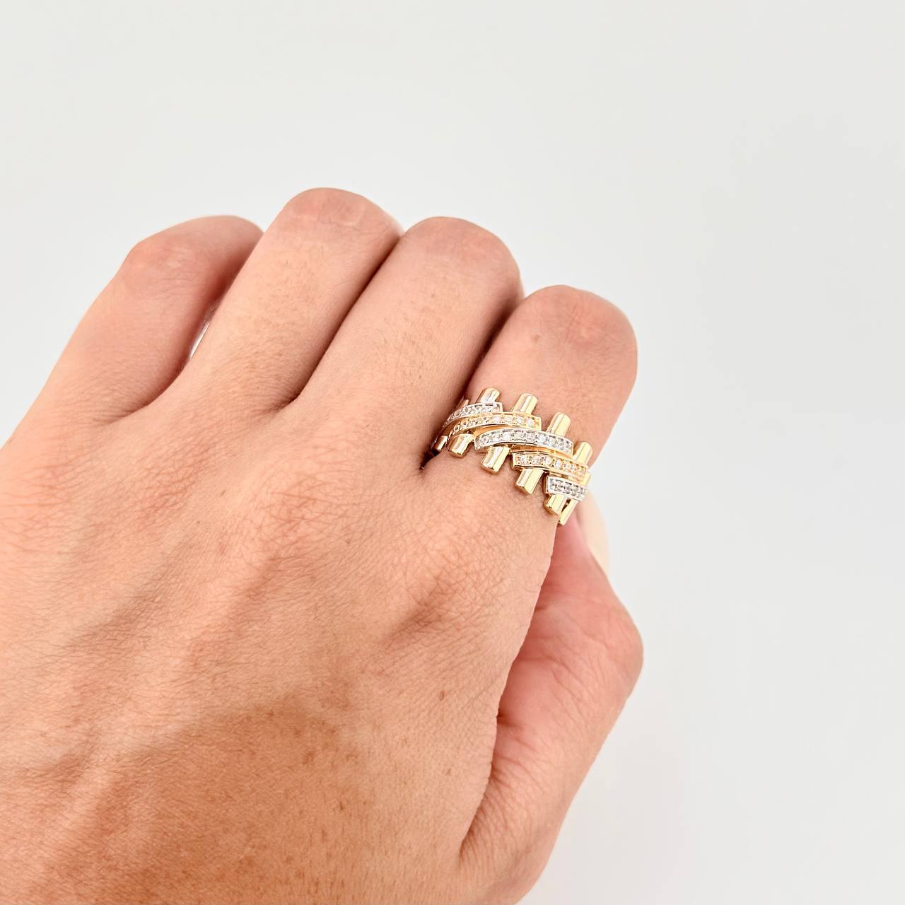 Anillo Eslabones Cubano 4.75 g / T6 Dos Oros Amarillo Blanco 18K