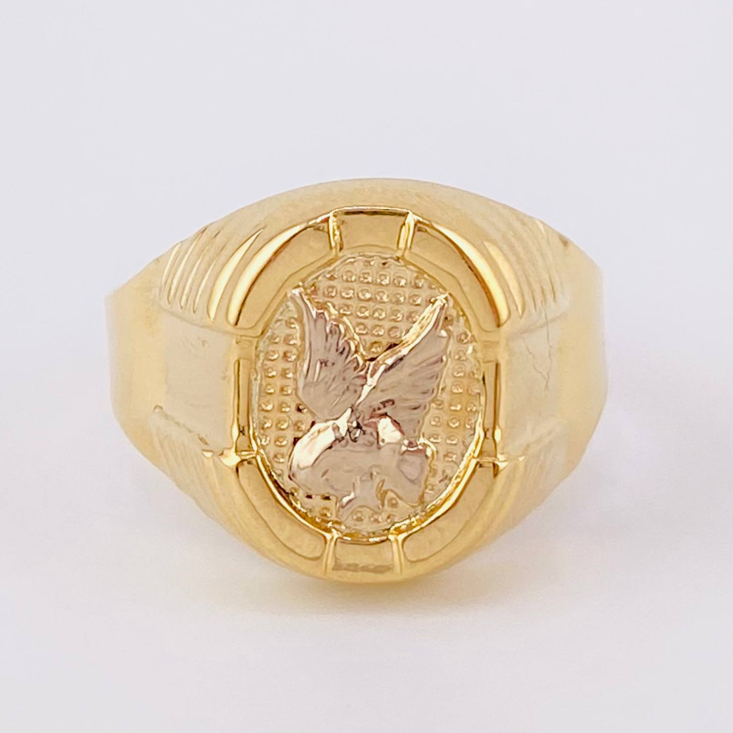 Anillo Sello Ovalado Aguila 3.45 g / T8 1/2 Dos Oros Amarillo Blanco 18K
