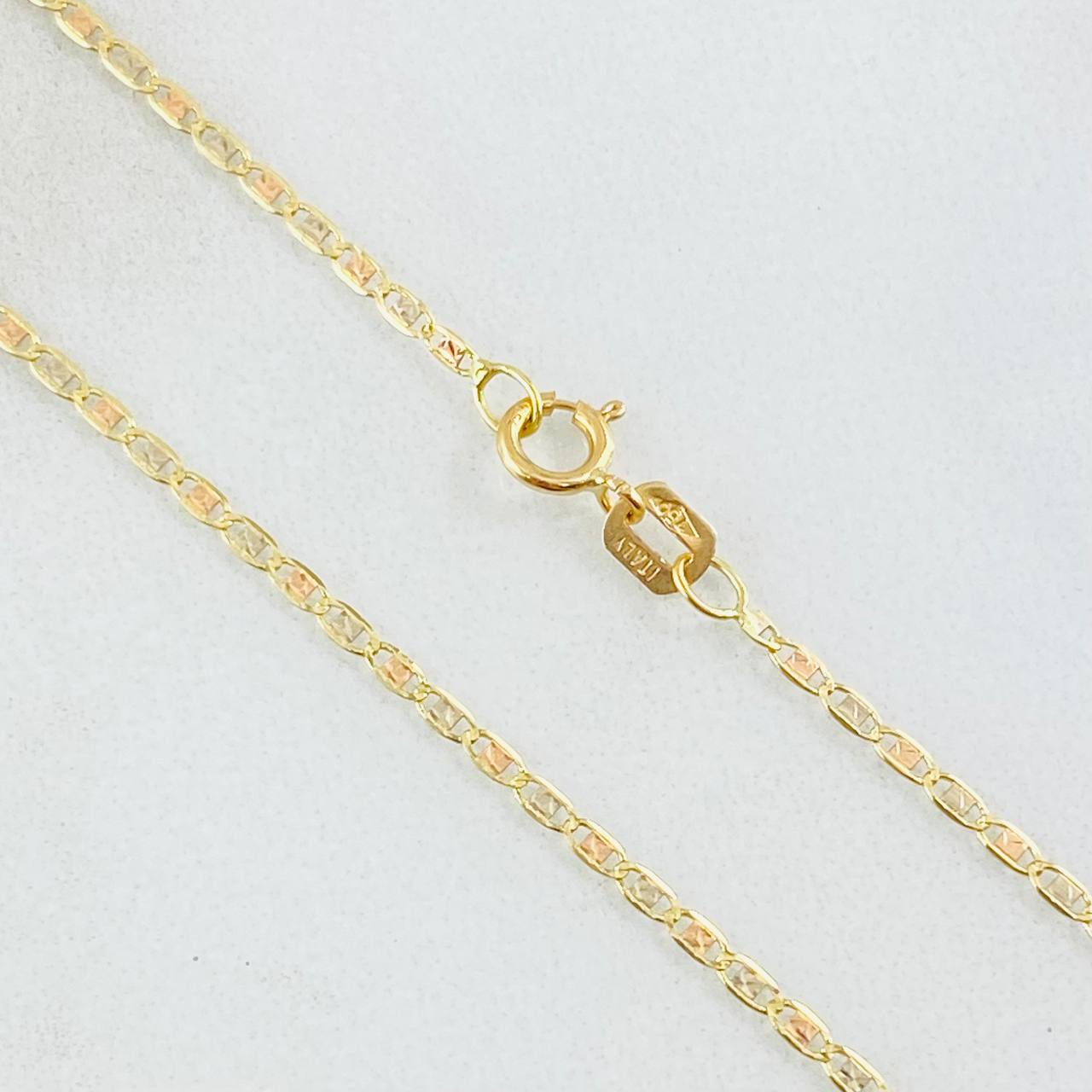 Flat Anchor Chain 1.75gr / 19 3/4 in / Three Golds +3 18K