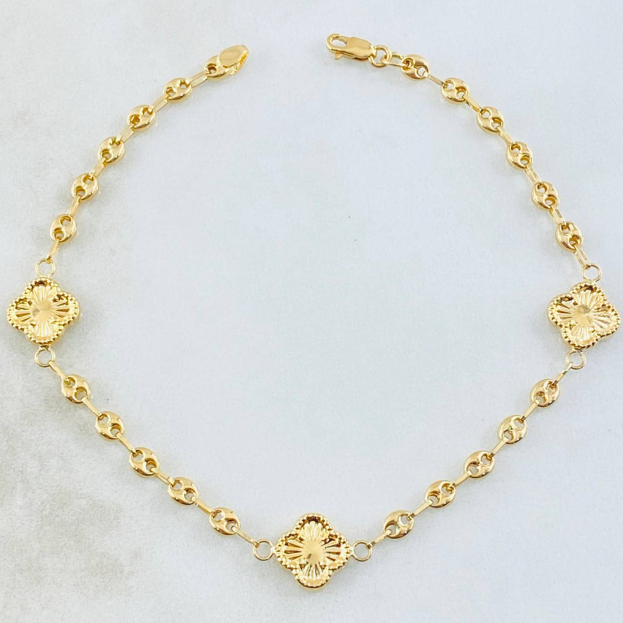 Pulso GC Trebol 2.65gr / 7 3/4 in / Oro Amarillo 18K
