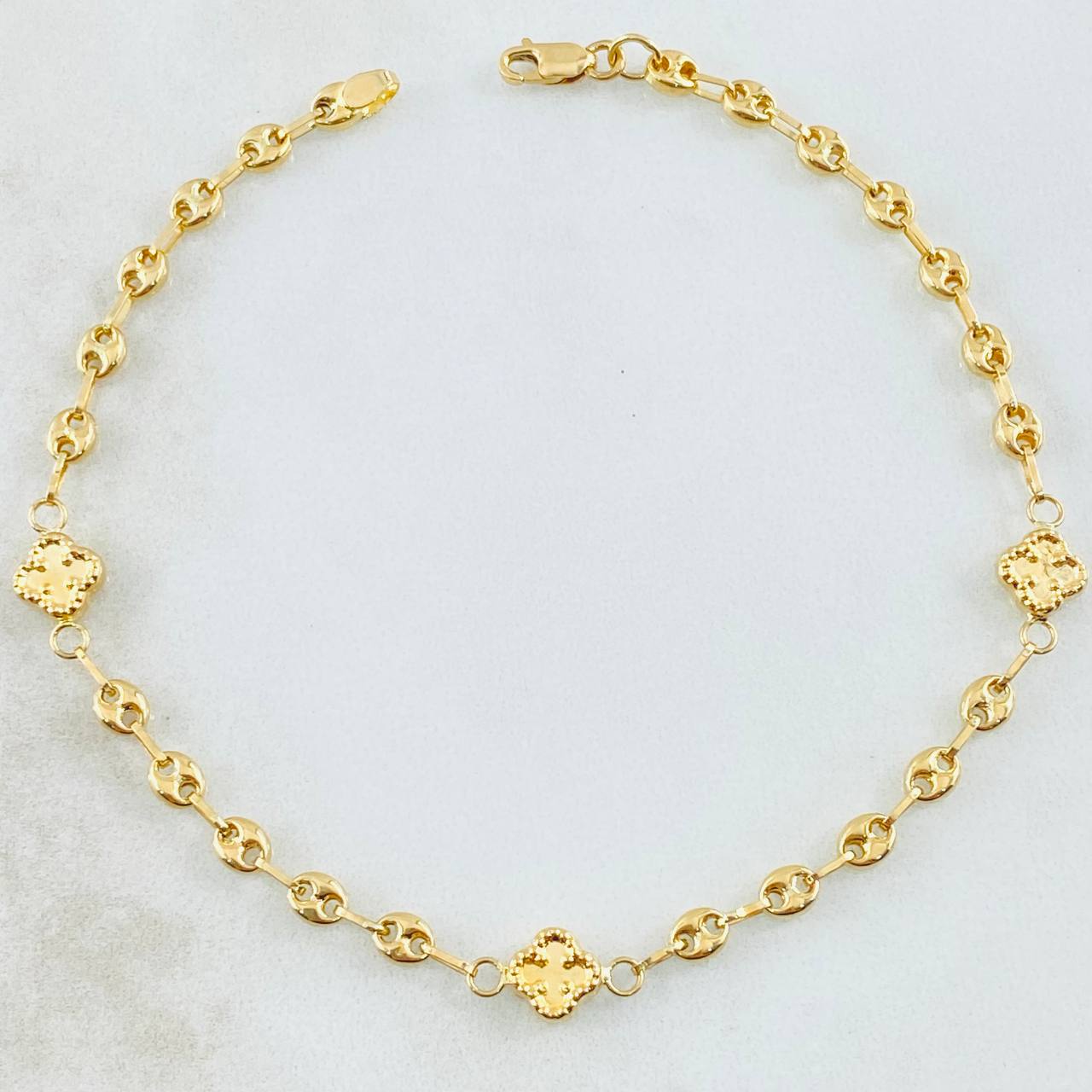 Pulso GC Trebol 2.2gr / 7 in / Oro Amarillo 18K *