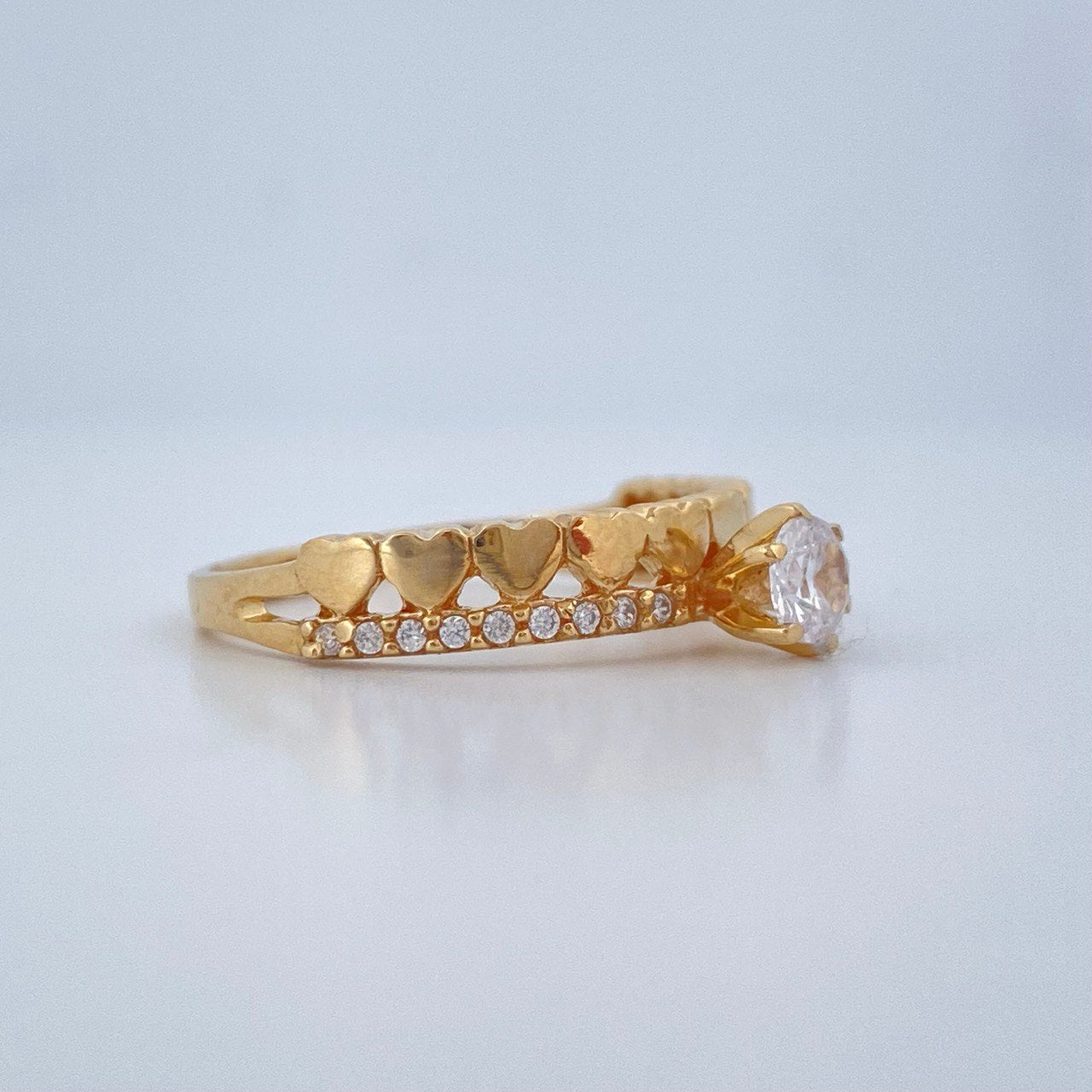 Anillo Solitario Churumbela Corazones 2.35gr / T6 / Oro Amarillo 18K $