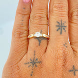 Solitaire Trio Ring 3.05gr / Size 7 1/4 / 18K Gold $