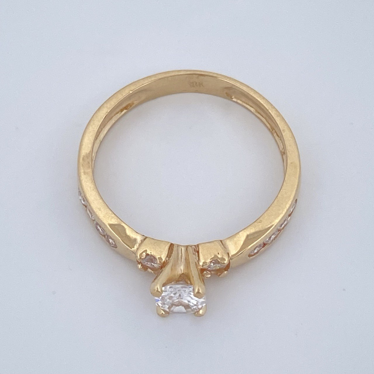Solitaire Trio Ring 3.05gr / Size 7 1/4 / 18K Gold $