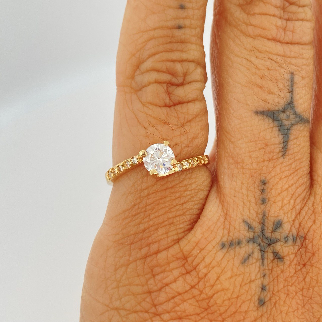 Anillo Lineas Invertidas 1.75gr / T5 3/4 / Oro Amarillo 18K $