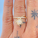 Gold Petal Ring 2.95gr / Size 7 1/2 / 18K Gold $
