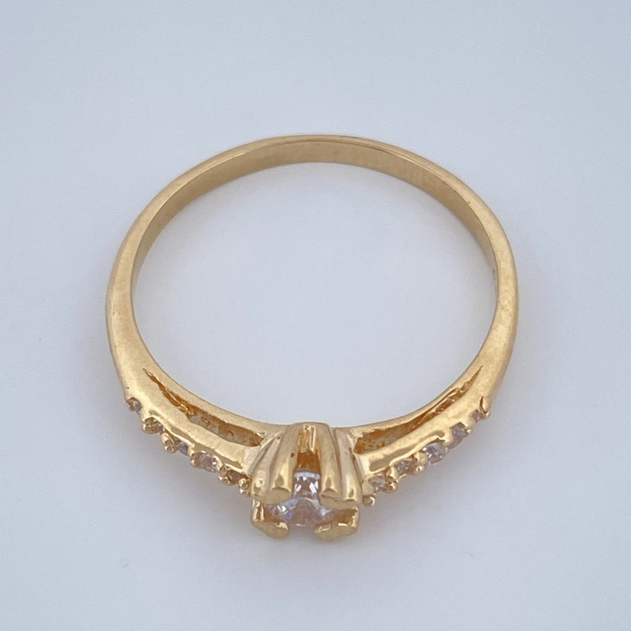 Four Corners Ring 1.9gr / Size 6 1/4 / 18K Gold $