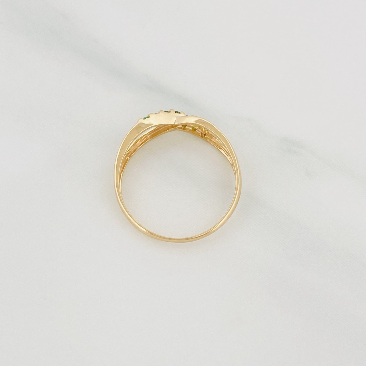 Anillo Infinito 1.65g / T6 1/2 Oro Amarillo 18K
