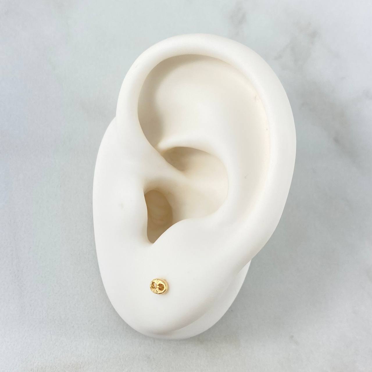 Stud Earrings GC Diamond Cut 0.55gr / 18K Gold ©